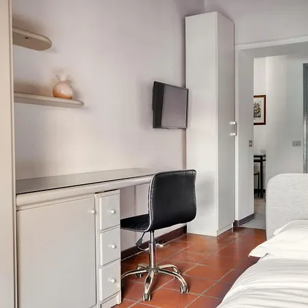 Apartamento Hostmate - - Savona - Solari